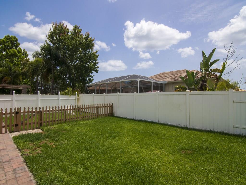 5604 Spanish River Road Fort Pierce, FL 34951 - Photo 22 of 28