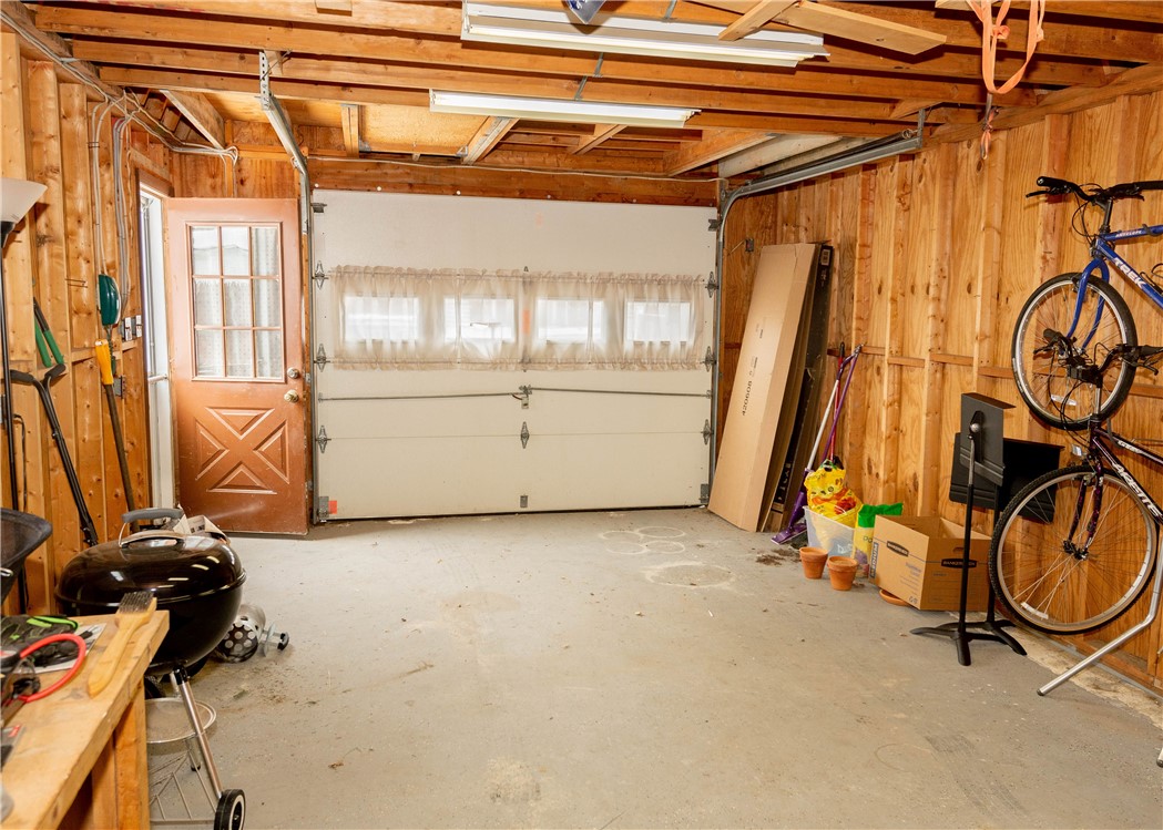33 Wadsworth Street Warwick, RI 02889 - Photo 20 of 20 Gallery Image 20