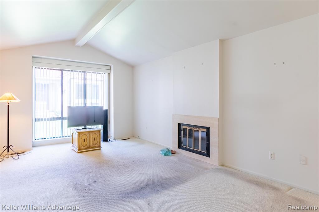 27730 Evergreen Road Lathrup Village, MI 48076 - Photo 4 of 31