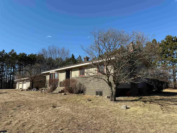 $589,999 | E11616 North Reedsburg Road, Baraboo, WI 53913