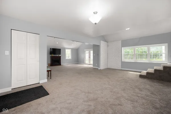 $299,000 | 6851 West County Road 550 South, Daleville, IN 47334