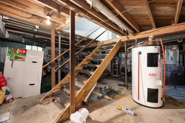 $299,000 | 6851 West County Road 550 South, Daleville, IN 47334