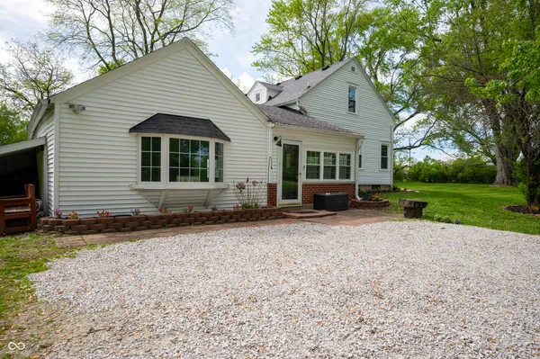 $299,000 | 6851 West County Road 550 South, Daleville, IN 47334