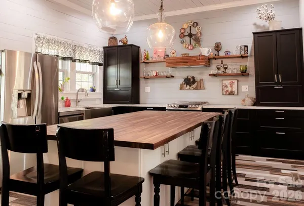 $799,000 | 517 Sunnyside Drive Southeast, Concord, NC 28025