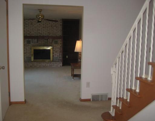 124 Meadowbrook Road Renfrew, PA 16053 - Photo 10 of 16 Entry/Foyer. From hall into familyroom
