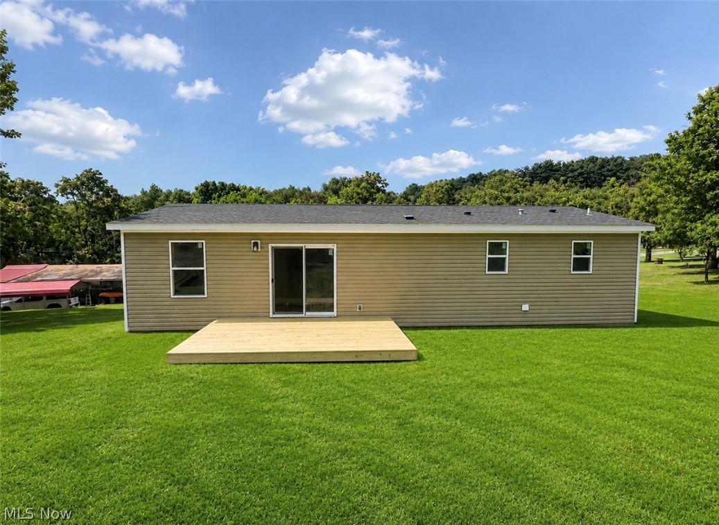 1055 May Road East Liverpool, OH 43920 - Photo 2 of 21