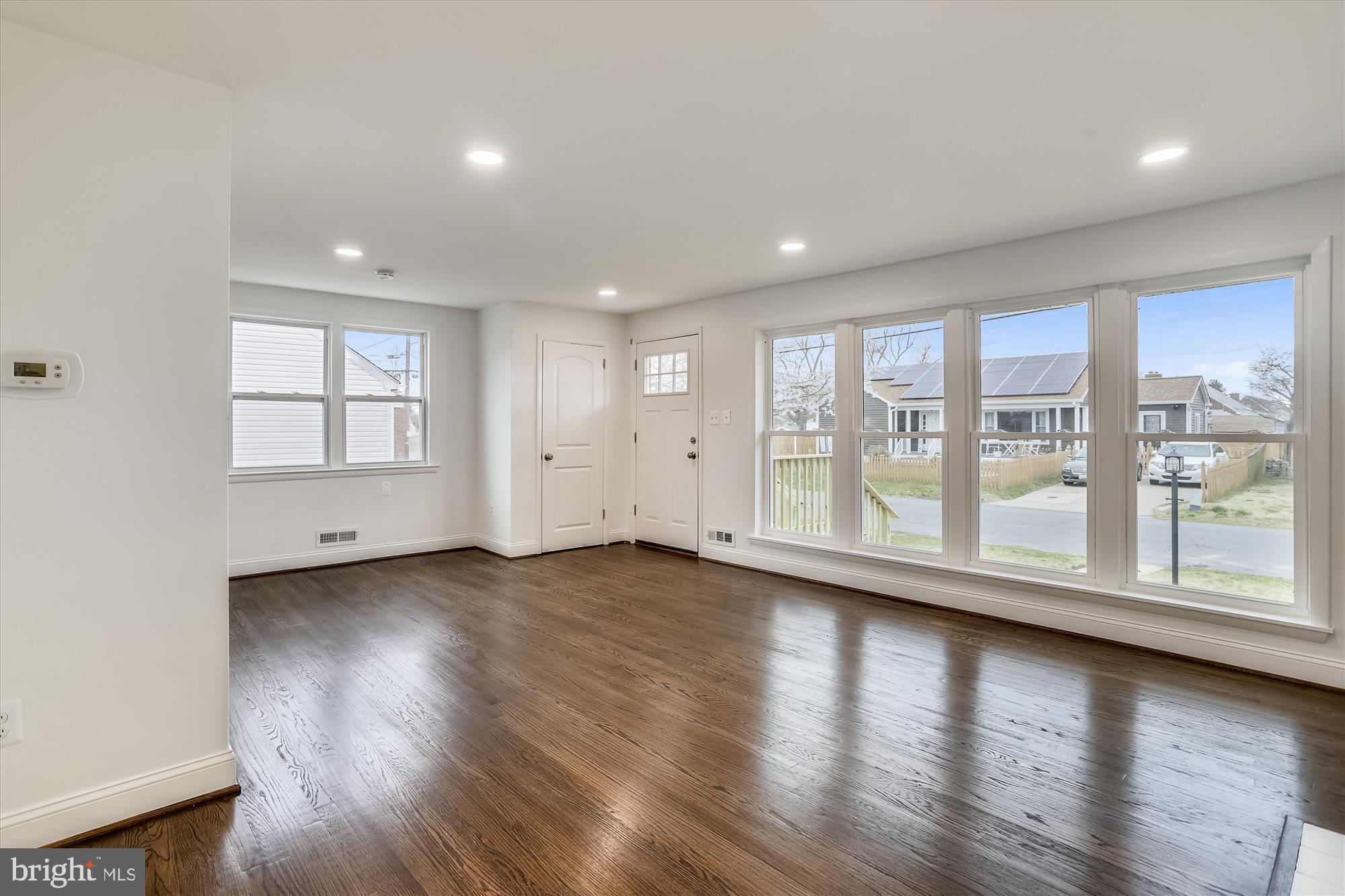 115 Cloverhill Road Pasadena, MD 21122 - Photo 3 of 20 Gallery Image 3