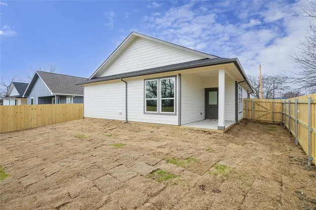 $237,400 | 107 South Fir Street, Celeste, TX 75423