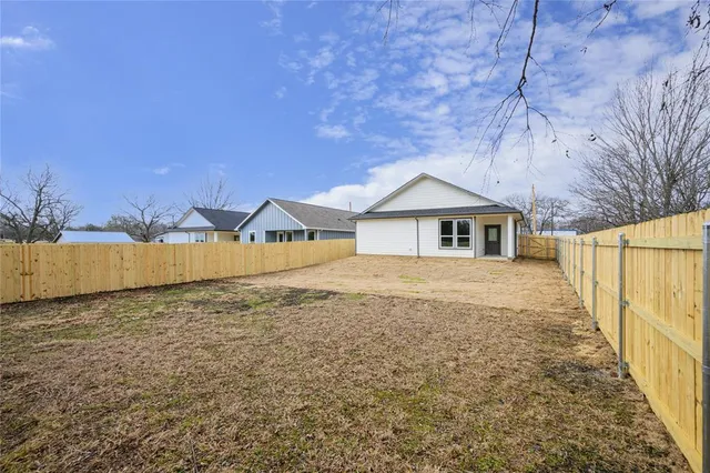 $237,400 | 107 South Fir Street, Celeste, TX 75423