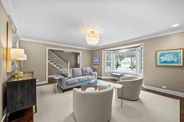 $2,175,000 | 1255 Forest Glen Drive North, Winnetka, IL 60093