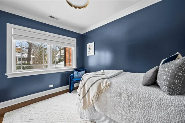 $2,175,000 | 1255 Forest Glen Drive North, Winnetka, IL 60093