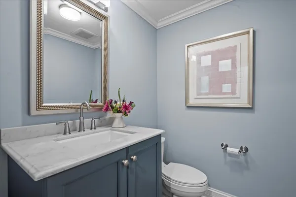 $2,175,000 | 1255 Forest Glen Drive North, Winnetka, IL 60093