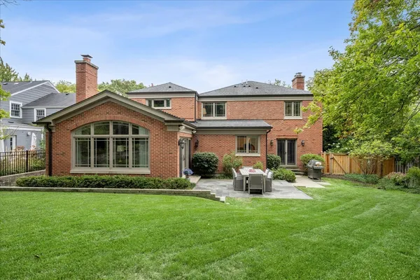 $2,175,000 | 1255 Forest Glen Drive North, Winnetka, IL 60093