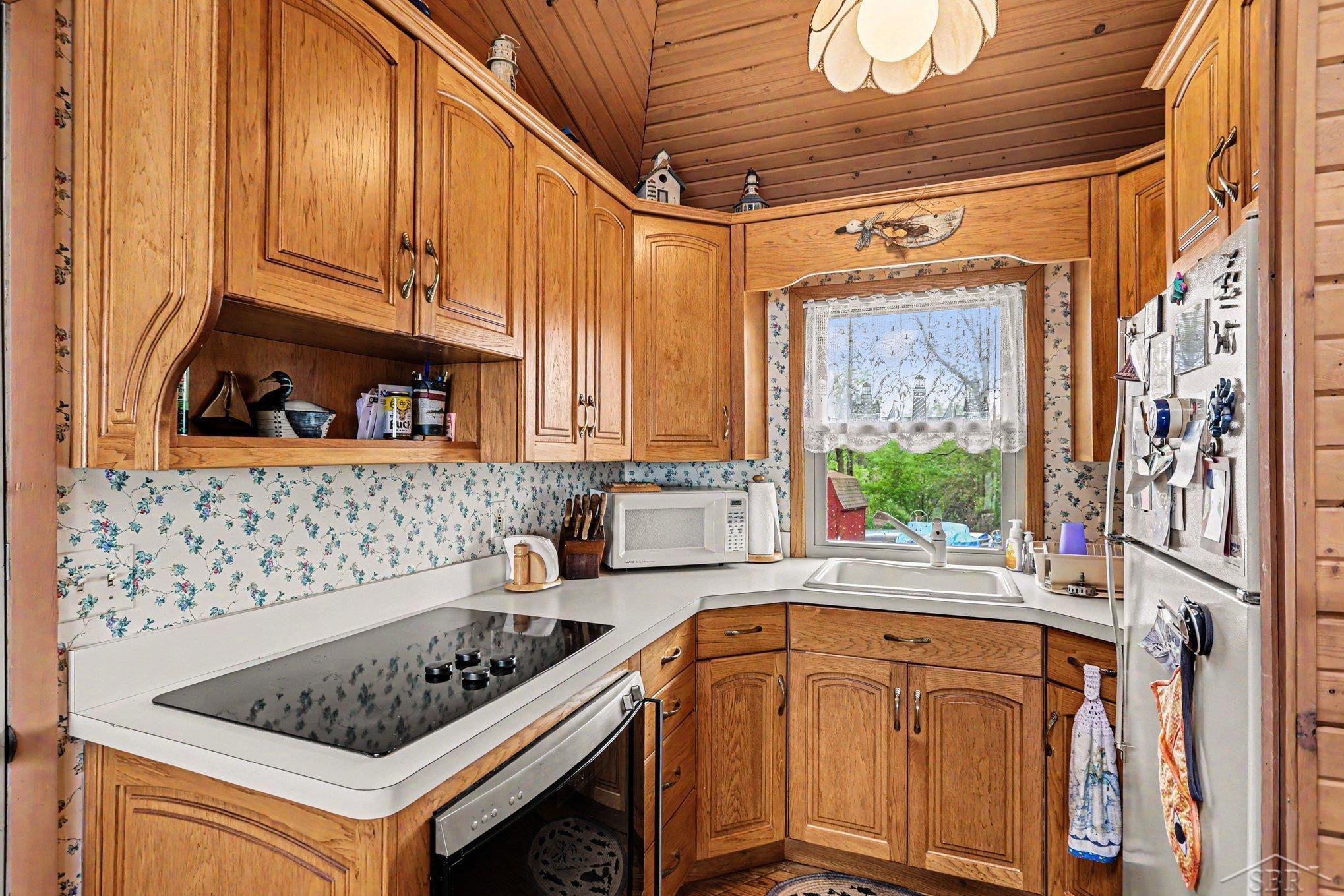 362 North Linwood Beach Road Linwood, MI 48634 - Photo 6 of 36