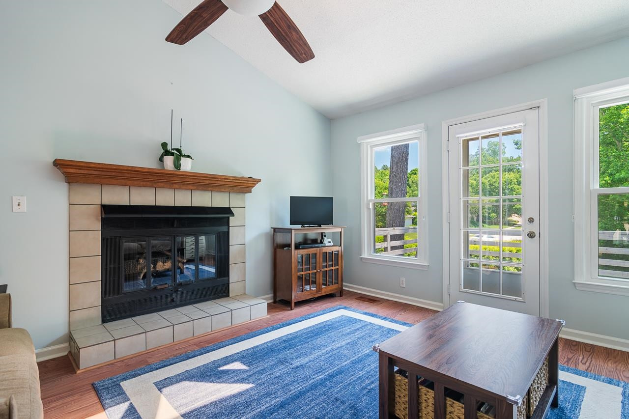 1426 Mapleside Court Raleigh, NC 27609 - Photo 5 of 38 Photo 5