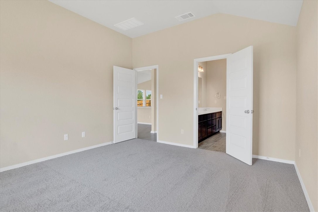100 Four Star Drive Elgin, TX 78621 - Photo 9 of 20