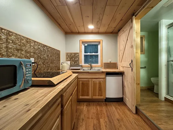 $779,000 | 399 Shaker Boulevard, Enfield, NH 03748