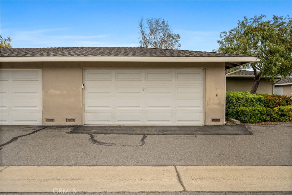 417 Gloucester Drive Costa Mesa, CA 92627 - Photo 23 of 29 a front view of a house