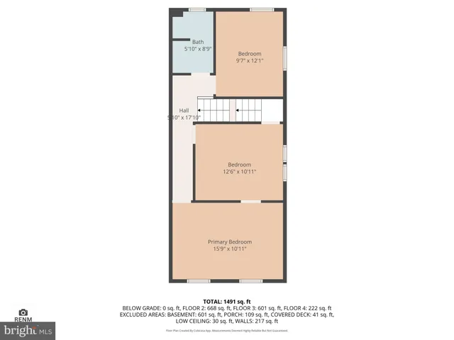 a picture of a bathroom with mirror