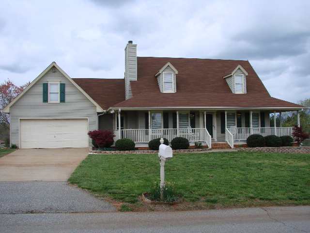 129 Rochester Road Easley, SC 29640 - Photo 1 of 11 Gallery Image 1
