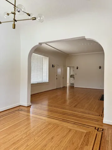 $4,995 | 2779 Lakewood Avenue North, Los Angeles, CA 90039