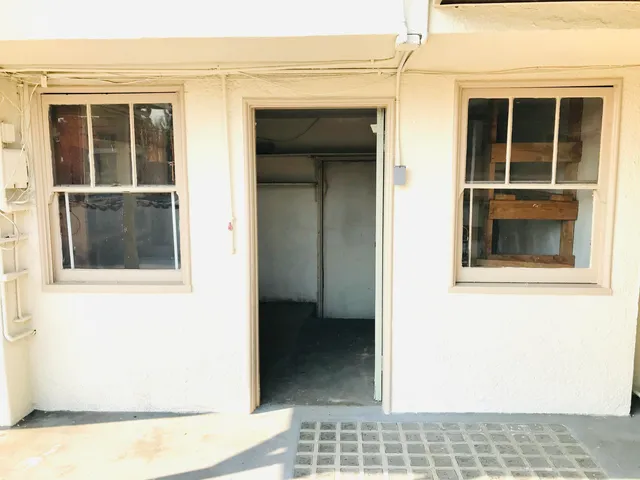 $4,995 | 2779 Lakewood Avenue North, Los Angeles, CA 90039