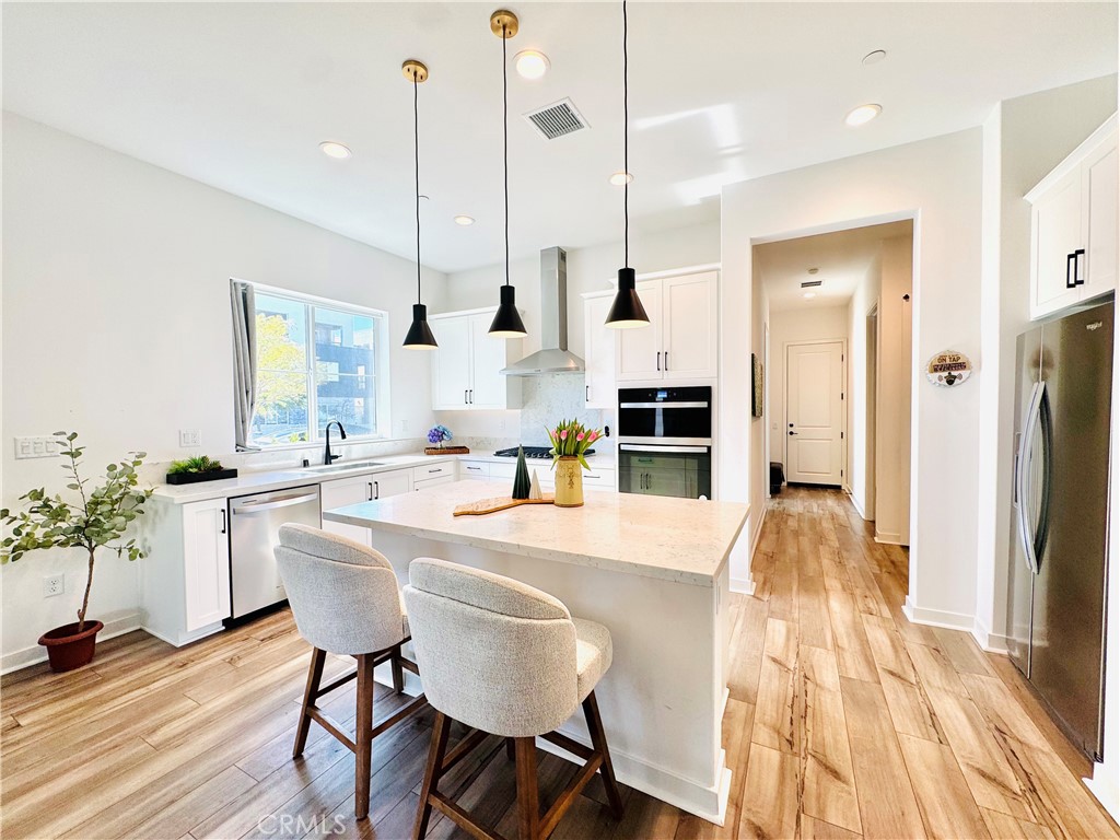 147 Culture Irvine, CA 92618 - Photo 10 of 28