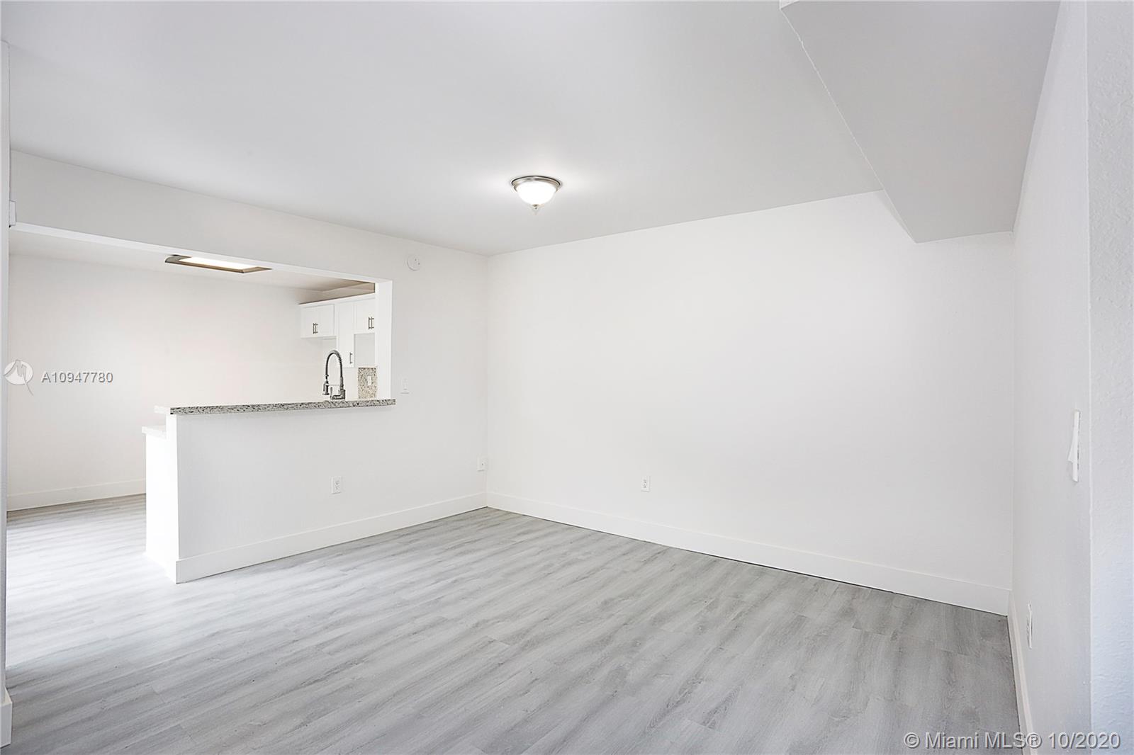 4702 Southwest 67th Avenue, Unit O7 Miami, FL 33155 - Photo 15 of 33