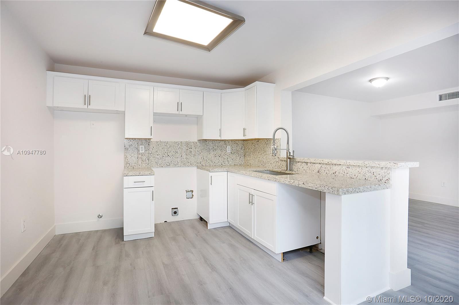 4702 Southwest 67th Avenue, Unit O7 Miami, FL 33155 - Photo 19 of 33