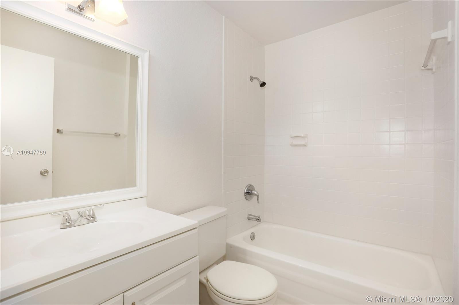 4702 Southwest 67th Avenue, Unit O7 Miami, FL 33155 - Photo 26 of 33