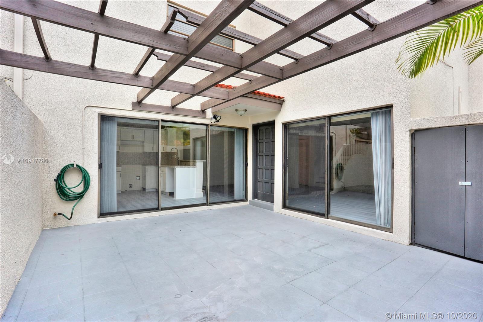 4702 Southwest 67th Avenue, Unit O7 Miami, FL 33155 - Photo 7 of 33