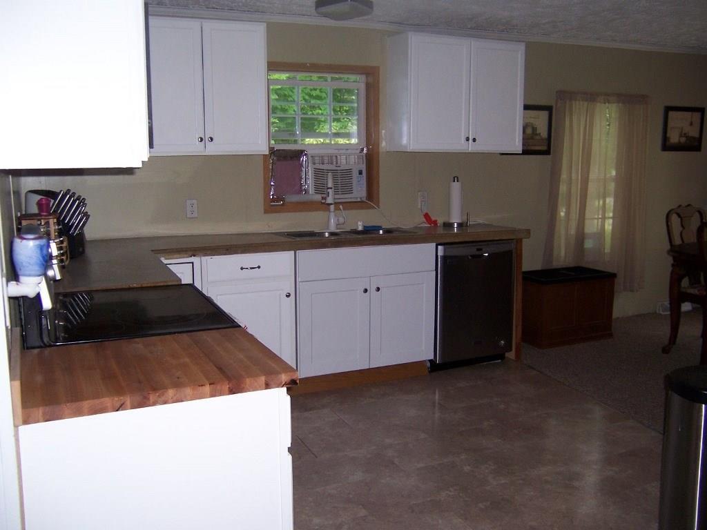 5 Charles Terrace Waterville, ME 04901 - Photo 3 of 24 Photo