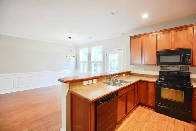 $3,450 | 1402 Hamlin Park Circle, Mount Pleasant, SC 29466