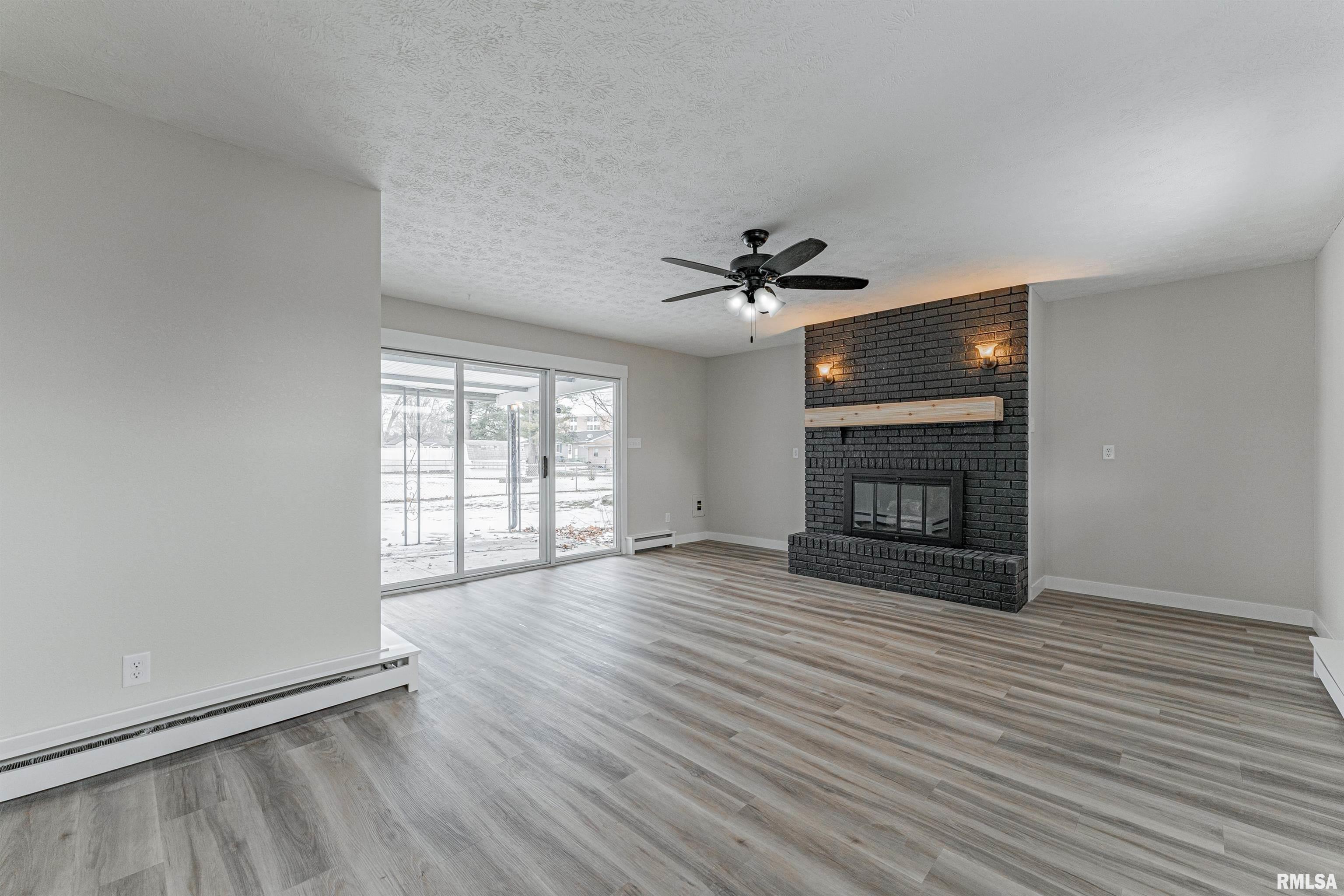6 Rigg Drive Lincoln, IL 62656 - Photo 12 of 31