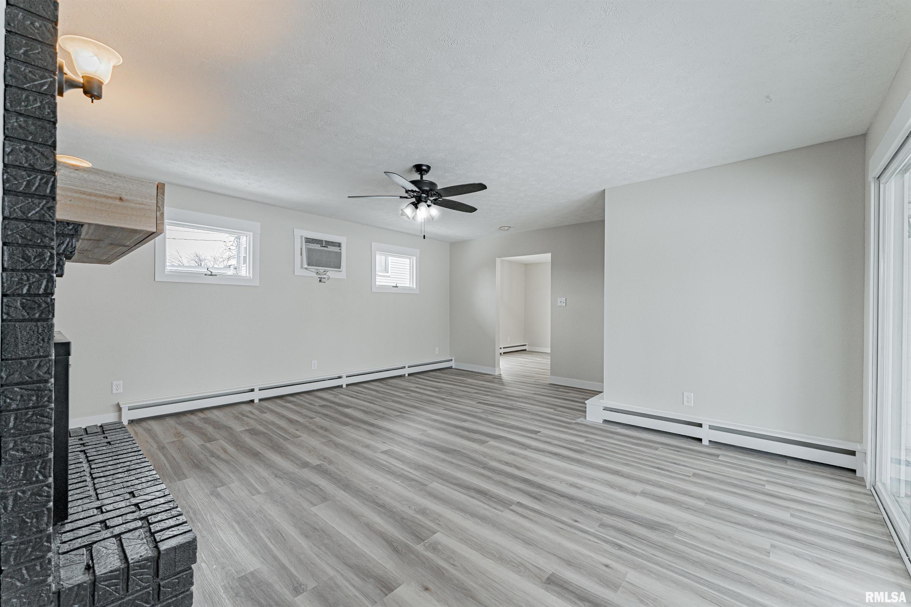 6 Rigg Drive Lincoln, IL 62656 - Photo 13 of 31