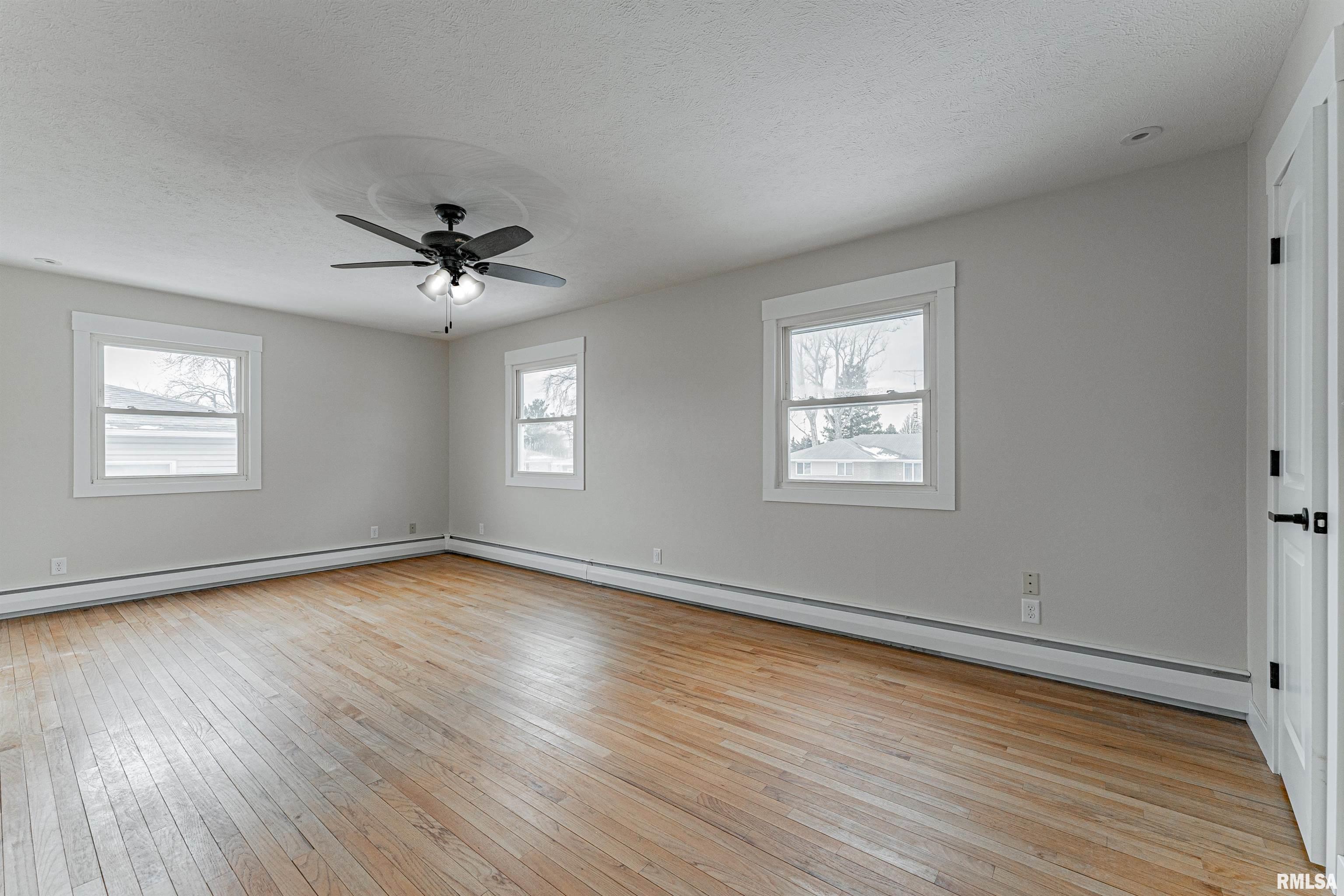 6 Rigg Drive Lincoln, IL 62656 - Photo 17 of 31