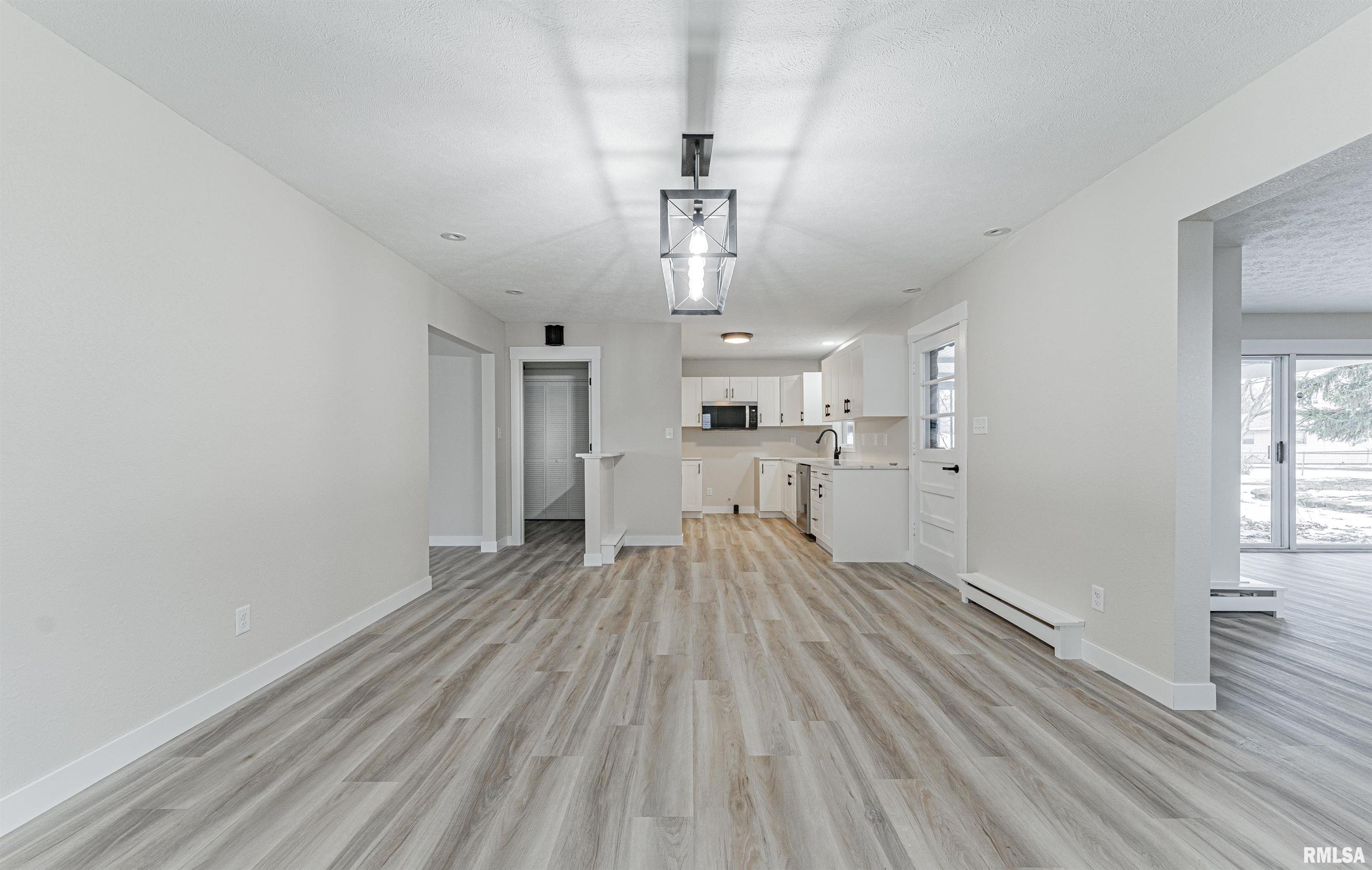 6 Rigg Drive Lincoln, IL 62656 - Photo 7 of 31