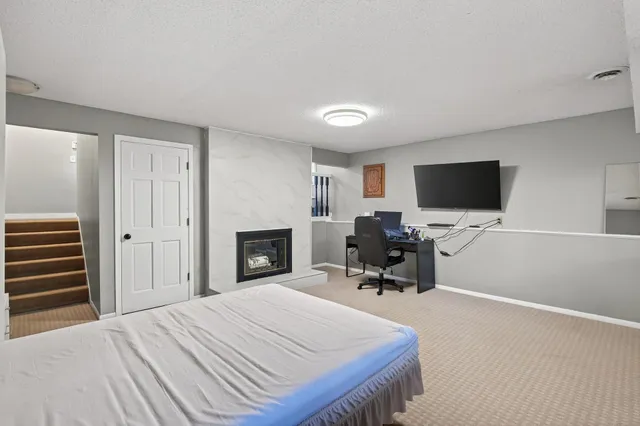 $425,000 | 8945 Preserve Boulevard, Eden Prairie, MN 55347