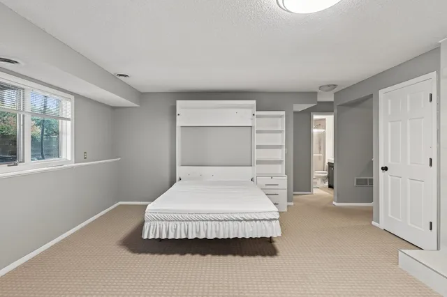 $425,000 | 8945 Preserve Boulevard, Eden Prairie, MN 55347