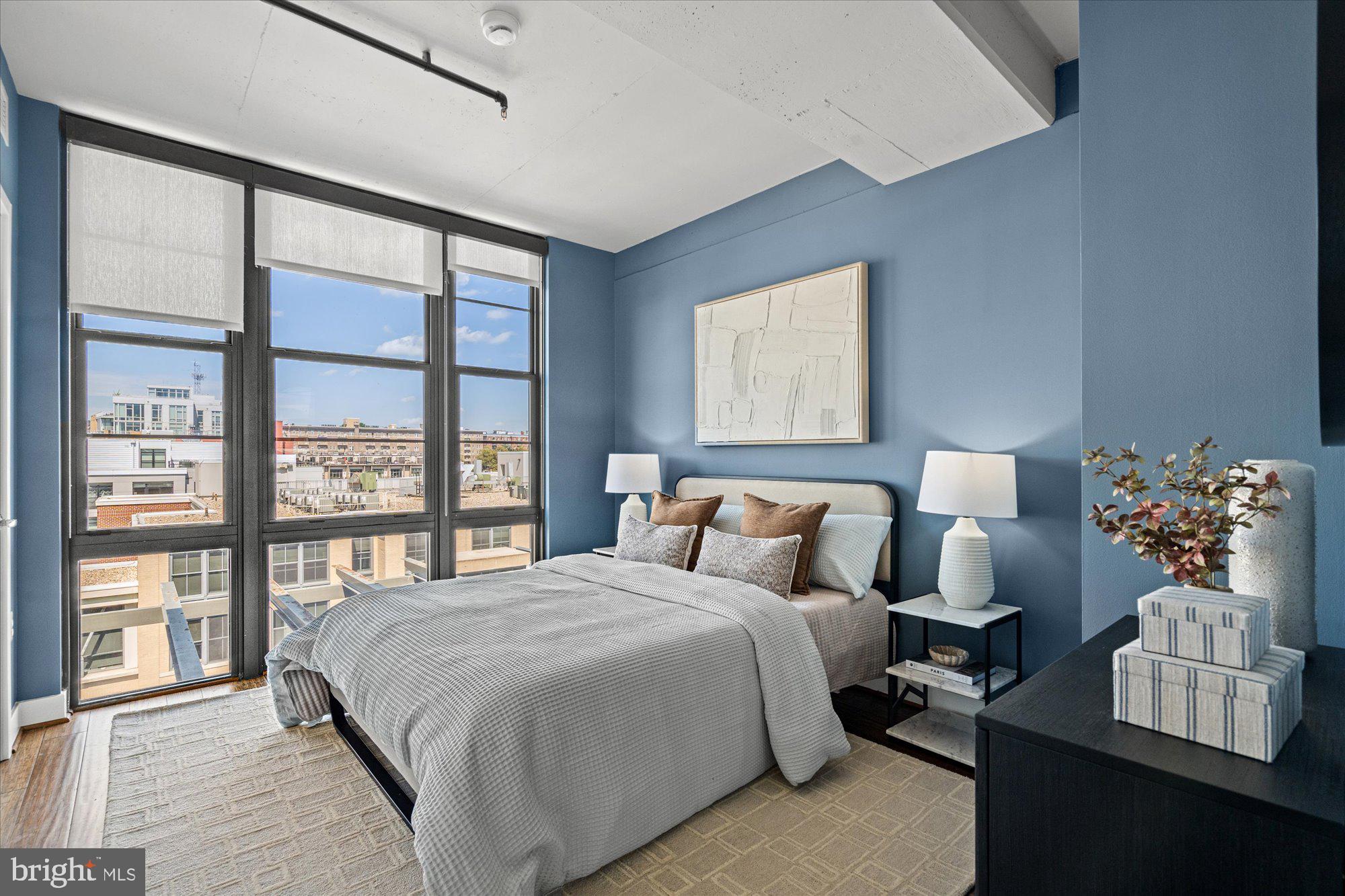 2125 14th Street Northwest, Unit 915 Washington, DC 20009 - Photo 15 of 28 Primary bedroom with floor to ceiling windows
