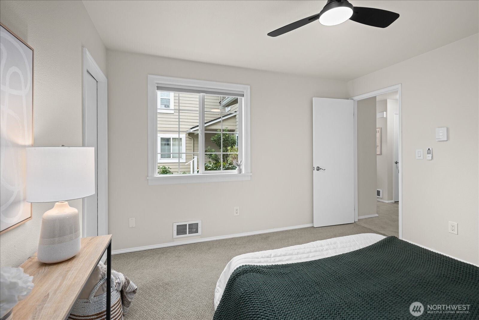 7823 196th Street Southwest, Unit A Edmonds, WA 98026 - Photo 13 of 37