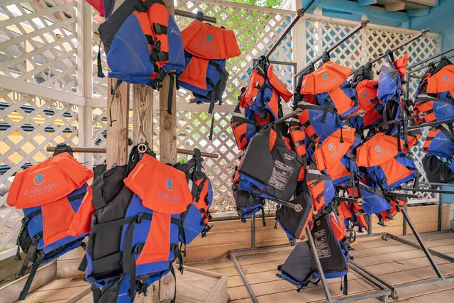 $575,000 | 1242 Highway 64, Ocoee, TN 37361