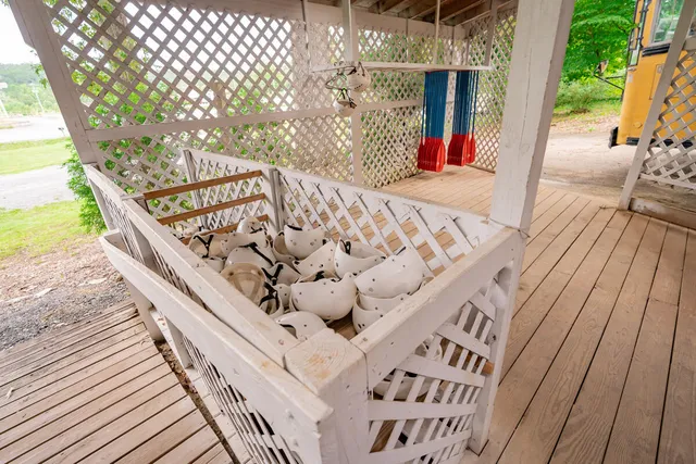 $575,000 | 1242 Highway 64, Ocoee, TN 37361