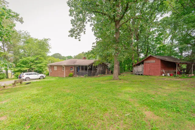 $575,000 | 1242 Highway 64, Ocoee, TN 37361