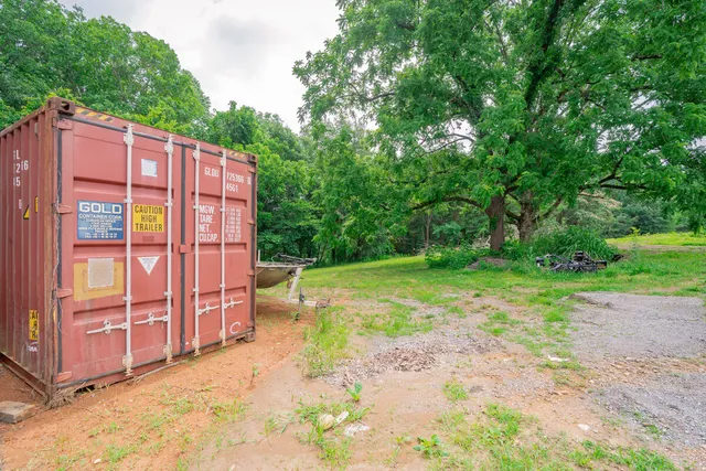 $575,000 | 1242 Highway 64, Ocoee, TN 37361