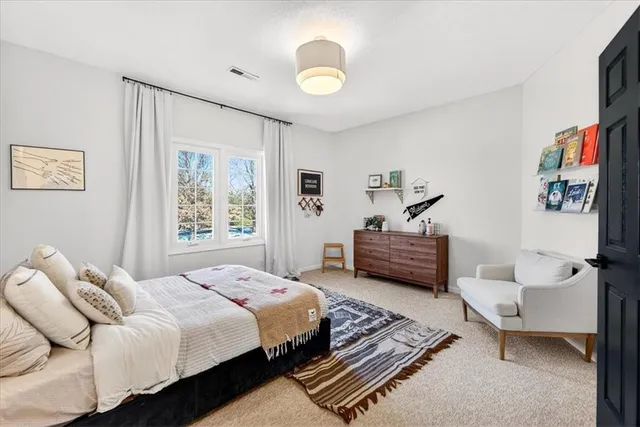 $1,095,000 | 10125 West 149th Terrace, Overland Park, KS 66221