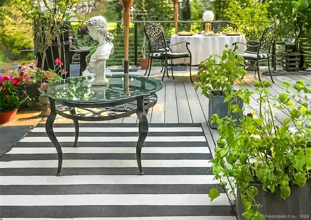 47 Johnson Road Kent, CT 06757 - Photo 25 of 40 a view of entryway