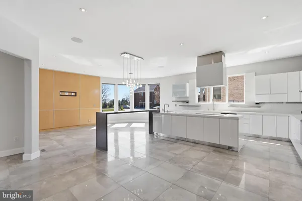 $2,600,000 | 6600 Reserves Hill Court, Annandale, VA 22003