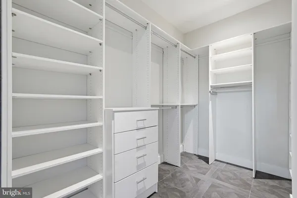 $2,600,000 | 6600 Reserves Hill Court, Annandale, VA 22003