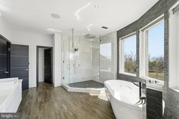 $2,600,000 | 6600 Reserves Hill Court, Annandale, VA 22003